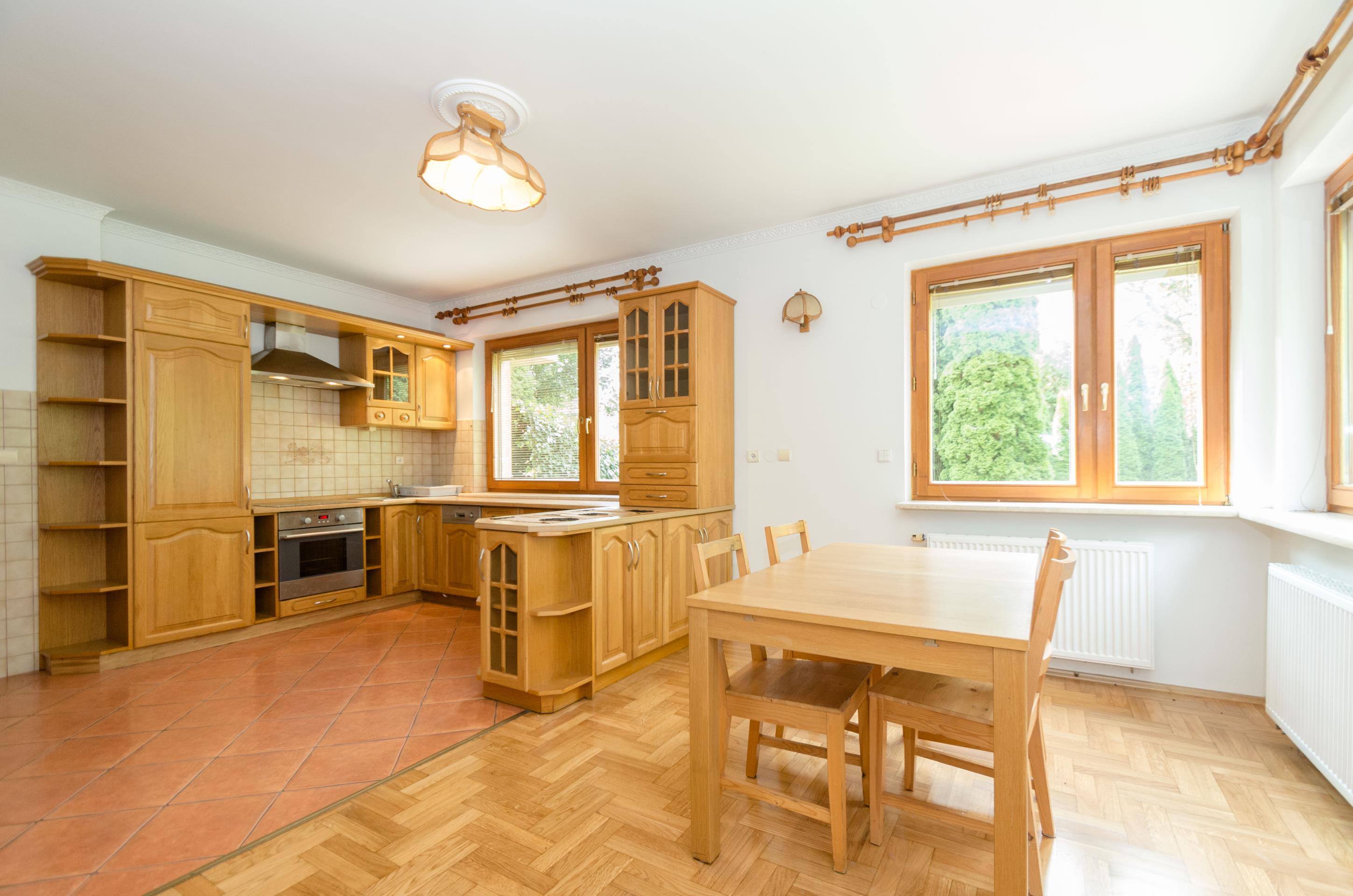 House for rent on Wola Justowska