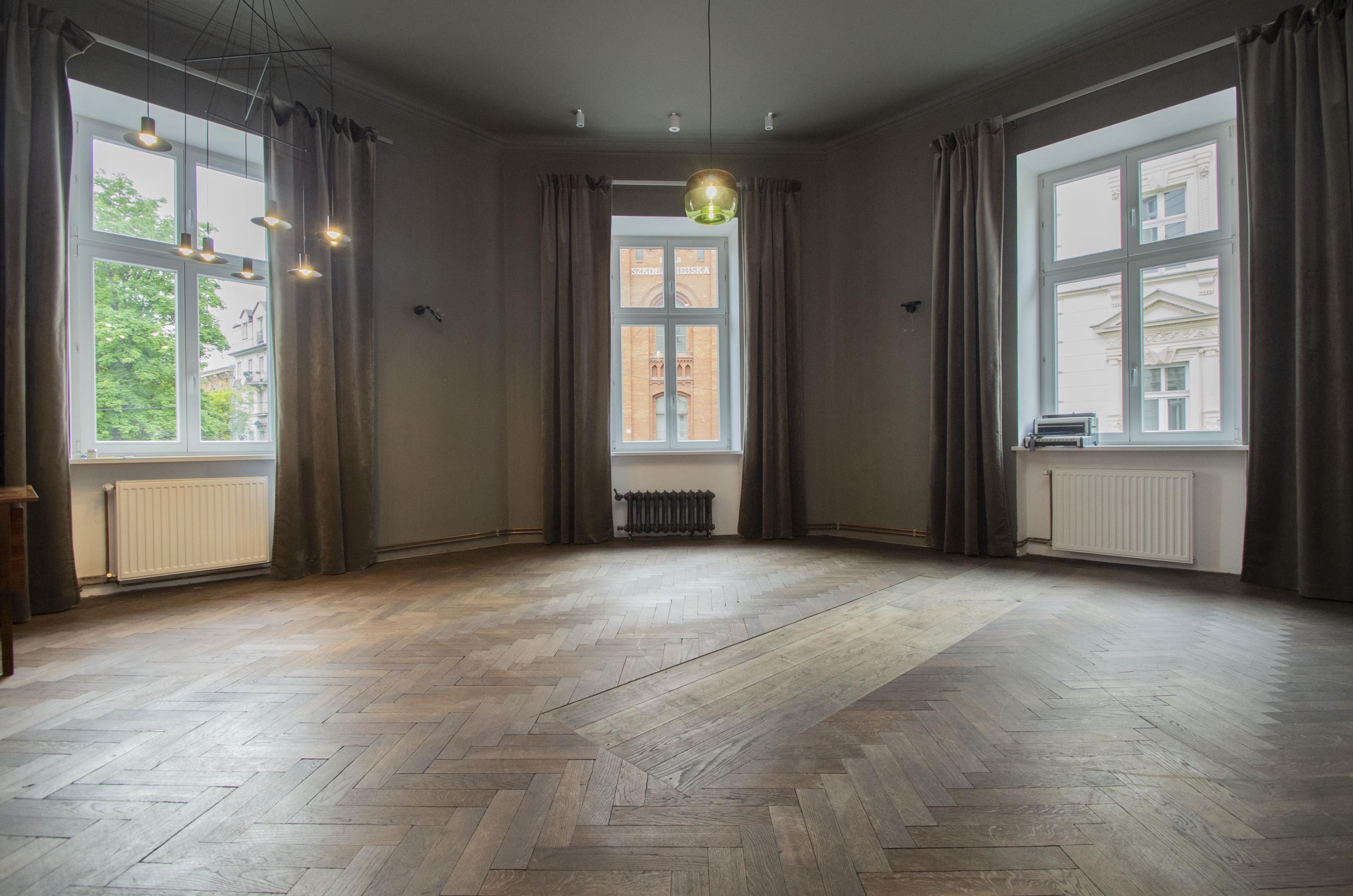 Office space in a beautiful tenement house on ul. Studencka