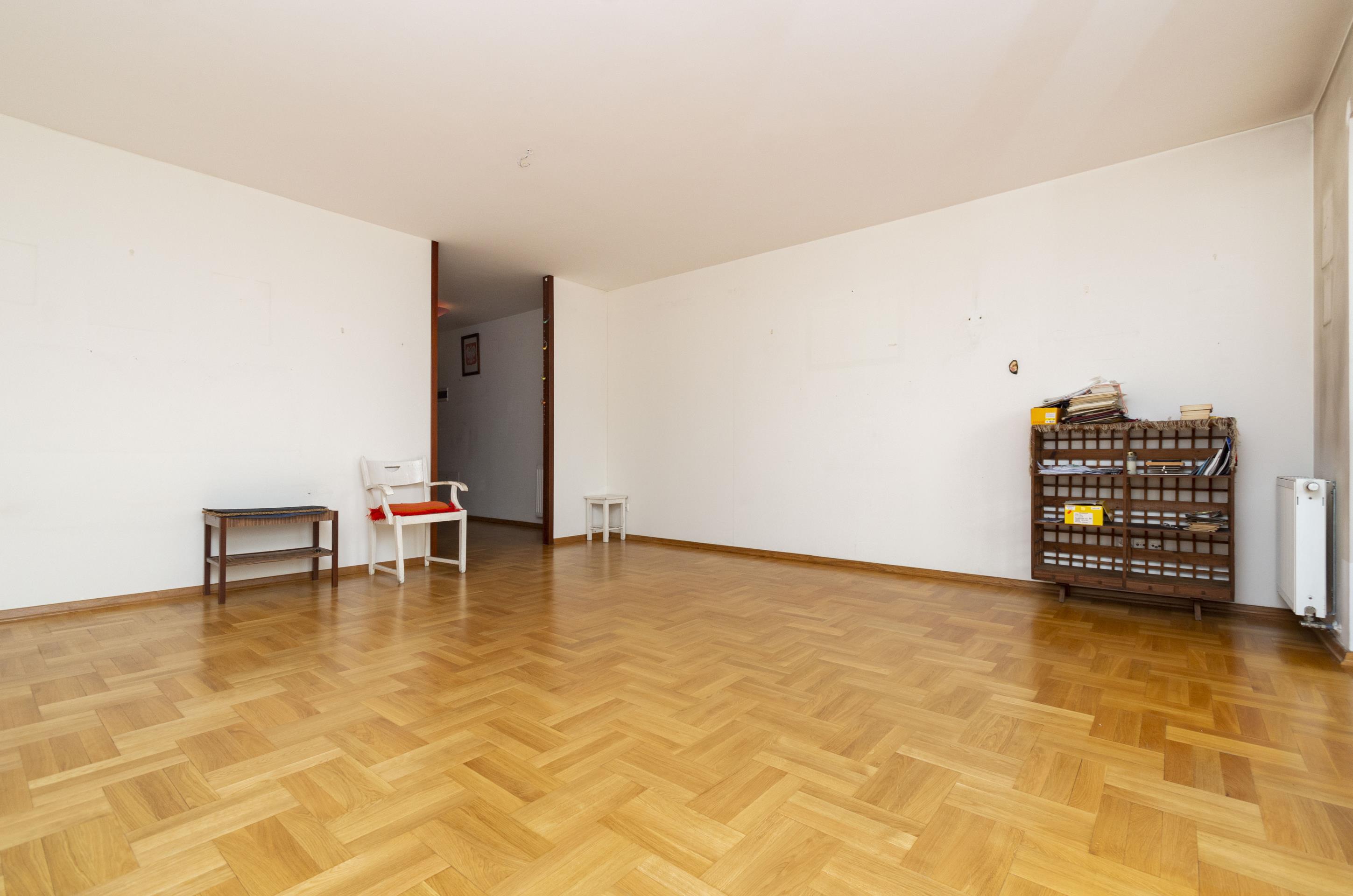 Spacious studio apartment on Bronowice, Villa Verona