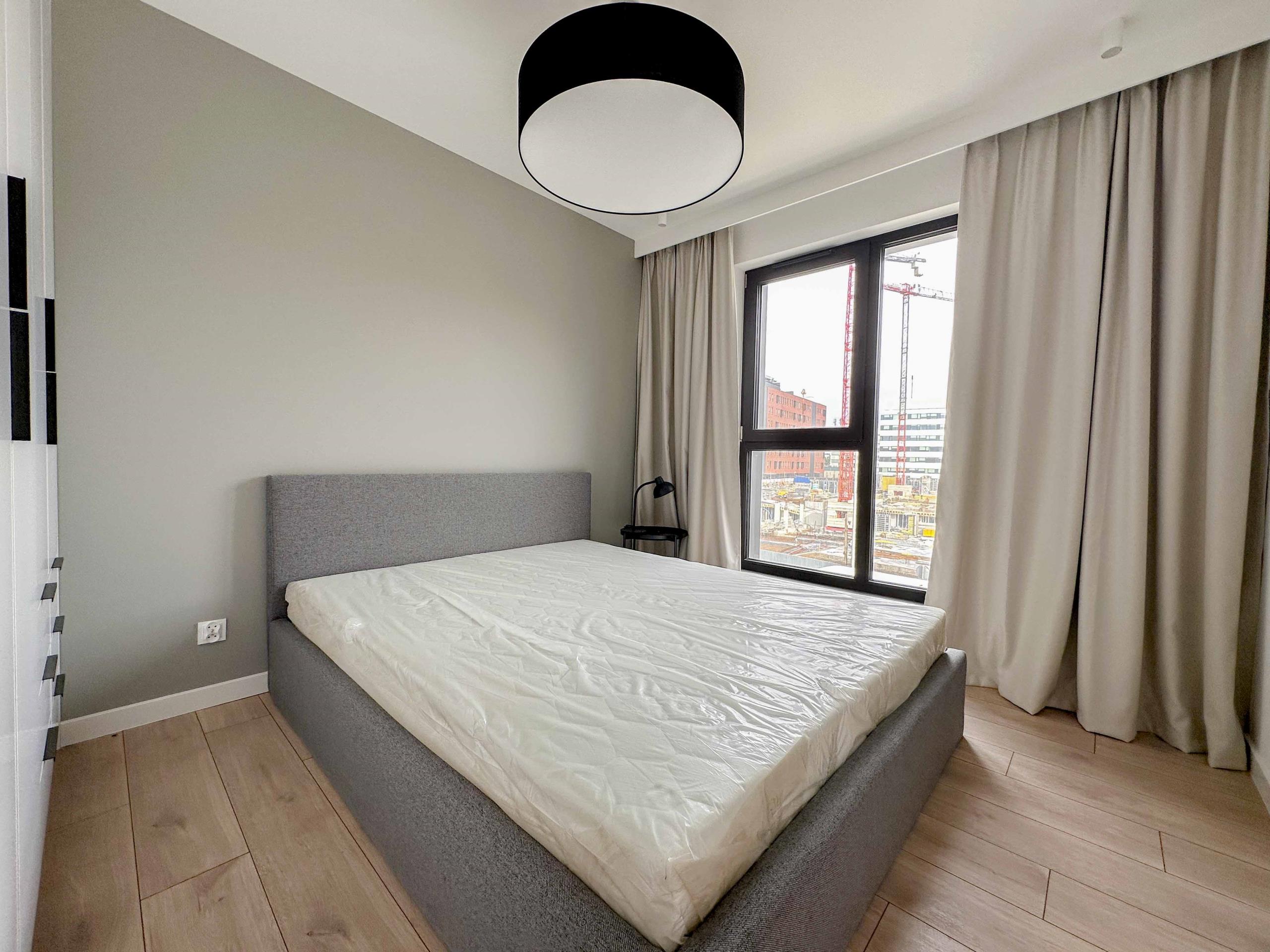 Zablocie, new 2-bed apartment, balcony